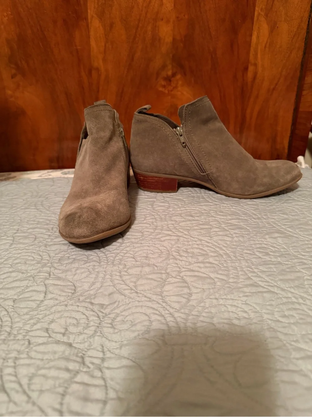 Diba Women’s Size 10 Taupe Suede-Look Ankle Booties
